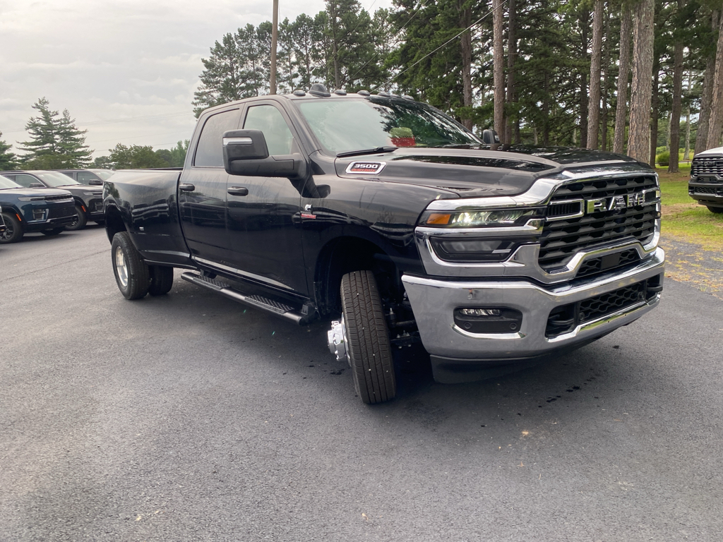 2026 Ram 3500 Tradesman photo 3