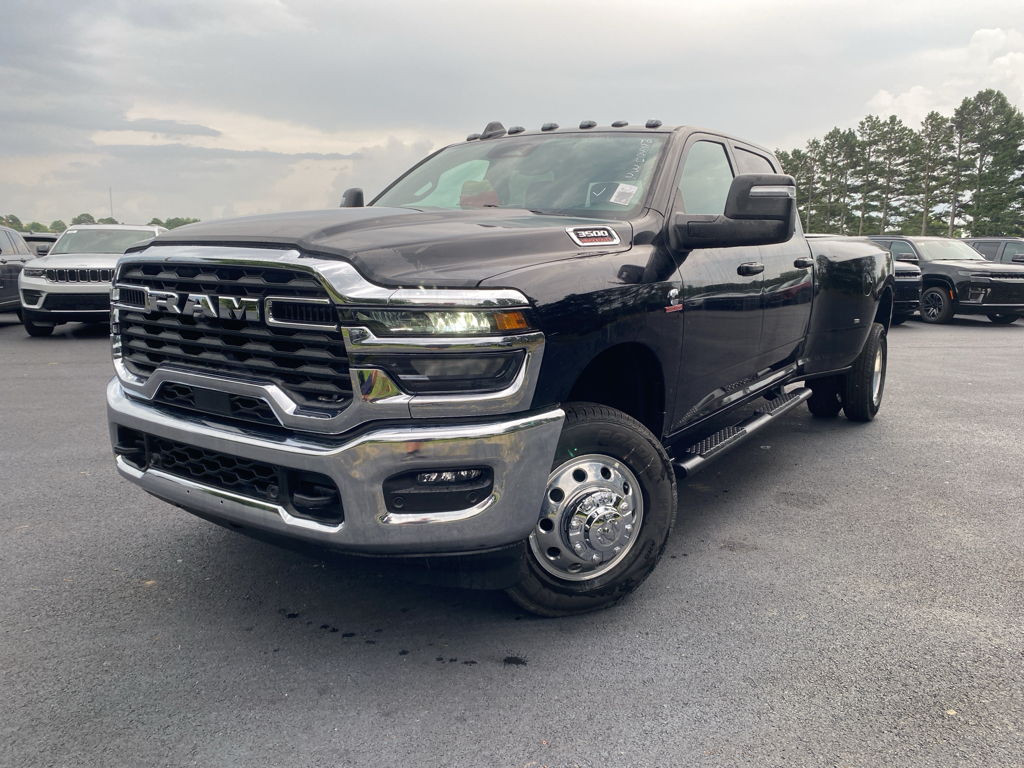 2026 Ram 3500 Tradesman photo 1