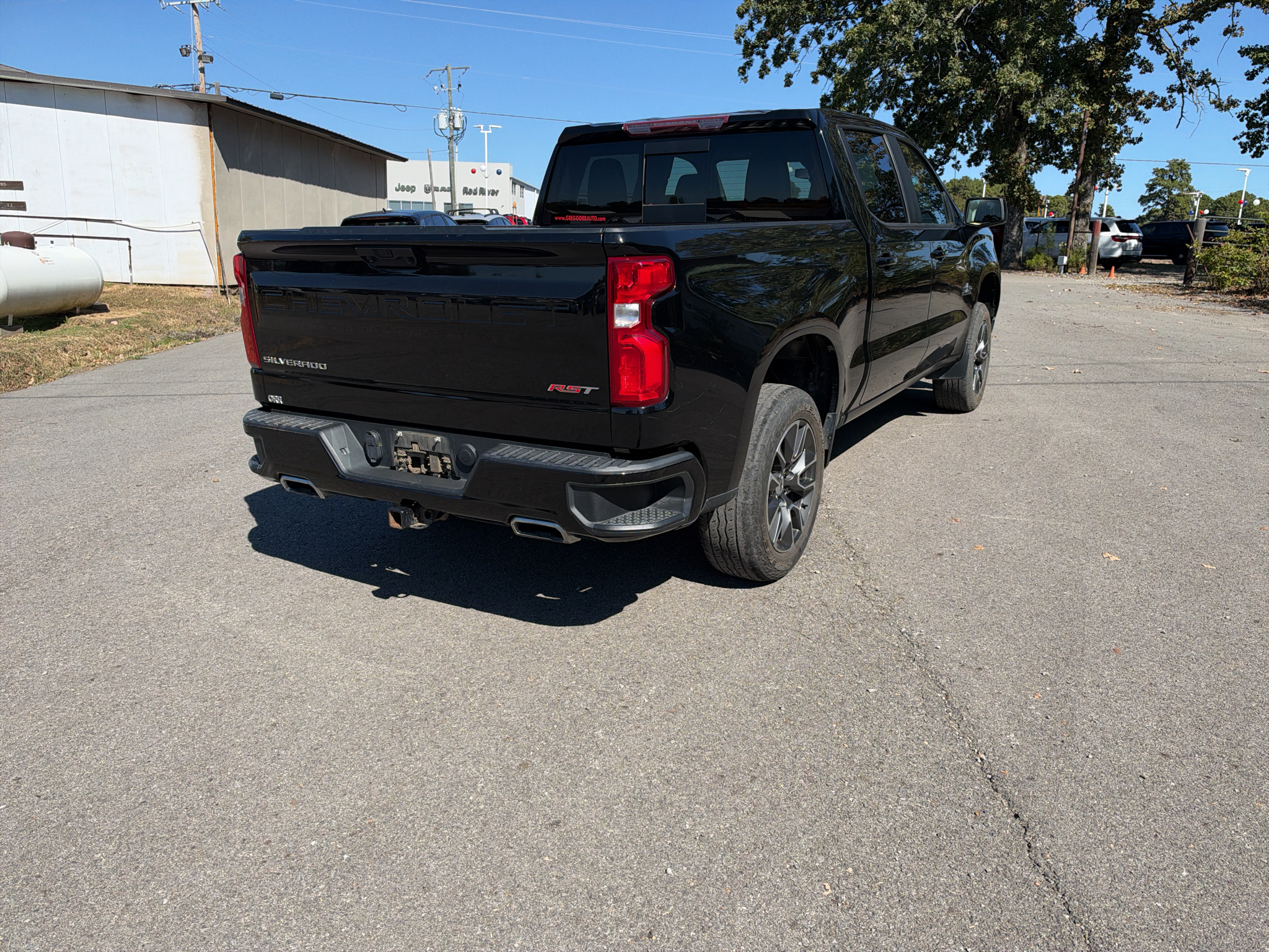 2022 Chevrolet Silverado RST photo 3