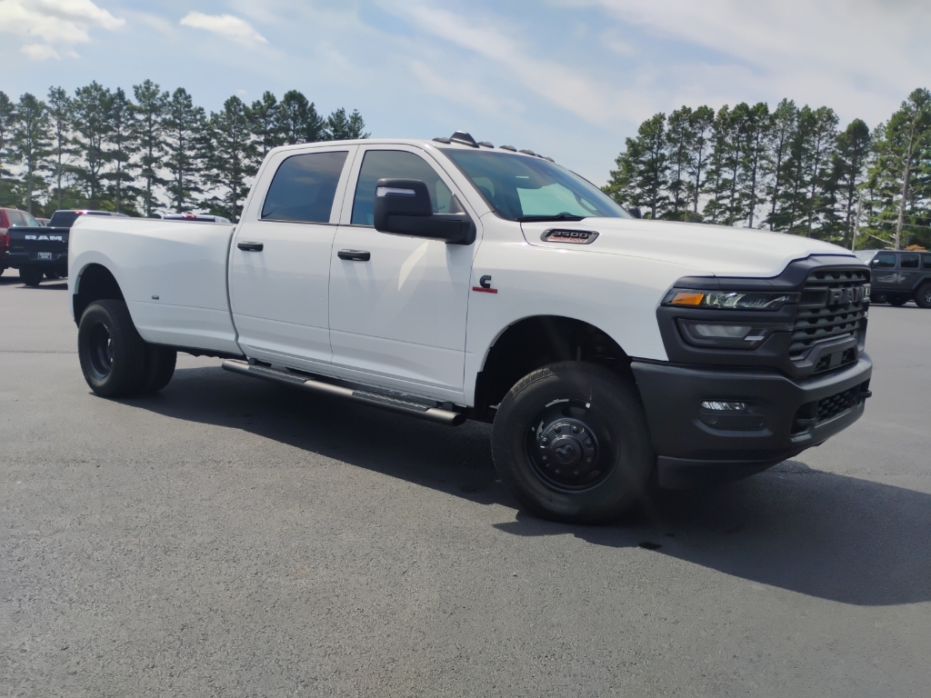 2026 Ram 3500 Tradesman photo 3