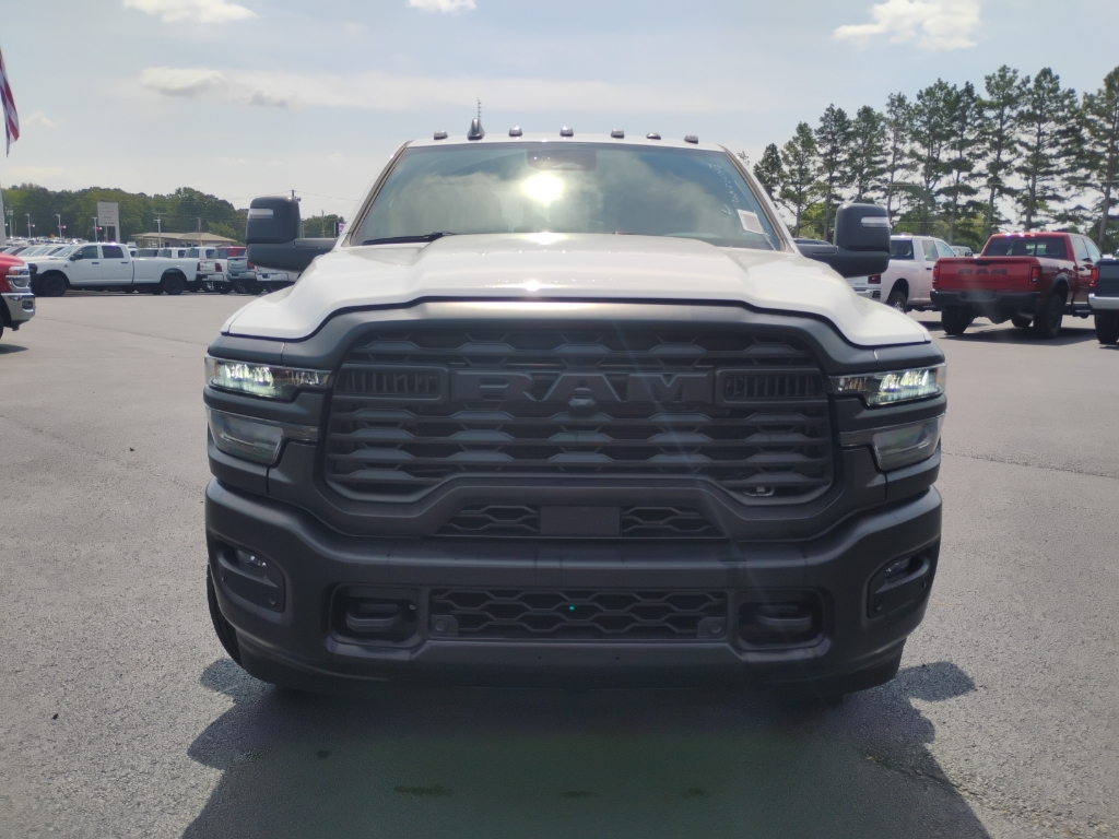 2026 Ram 3500 Tradesman photo 2