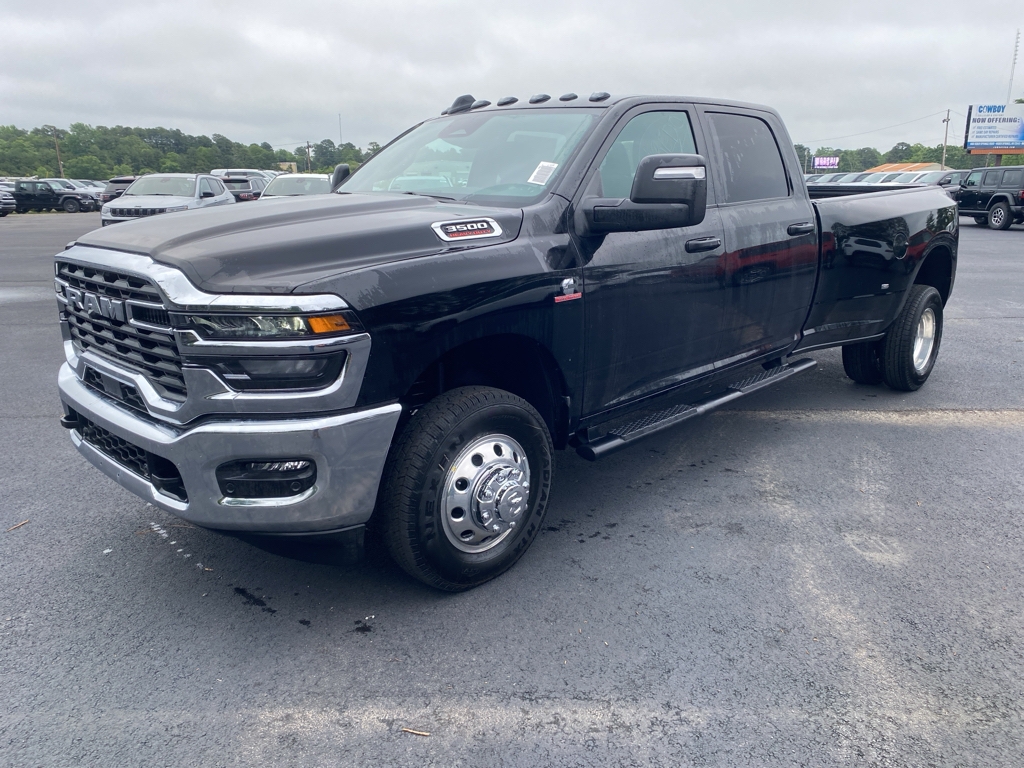 2026 RAM 3500 Tradesman 4X4 Crew Cab LWB's photo