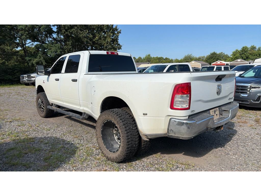 2024 Ram 3500 representative vehicle photo