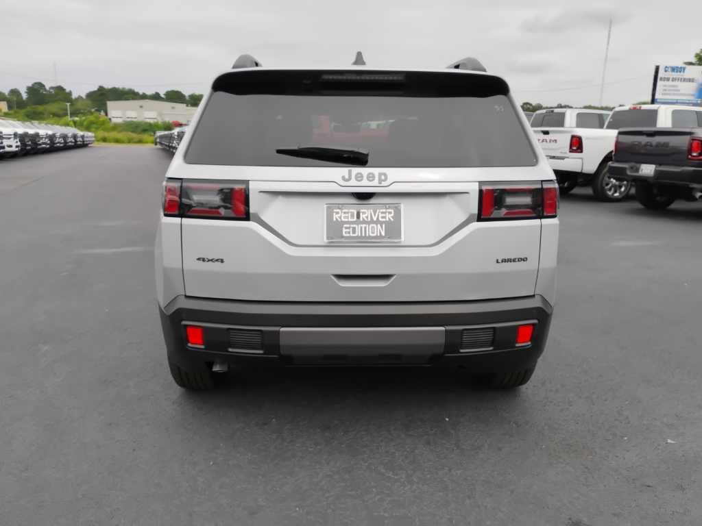 2026 Jeep Cherokee Laredo photo 6
