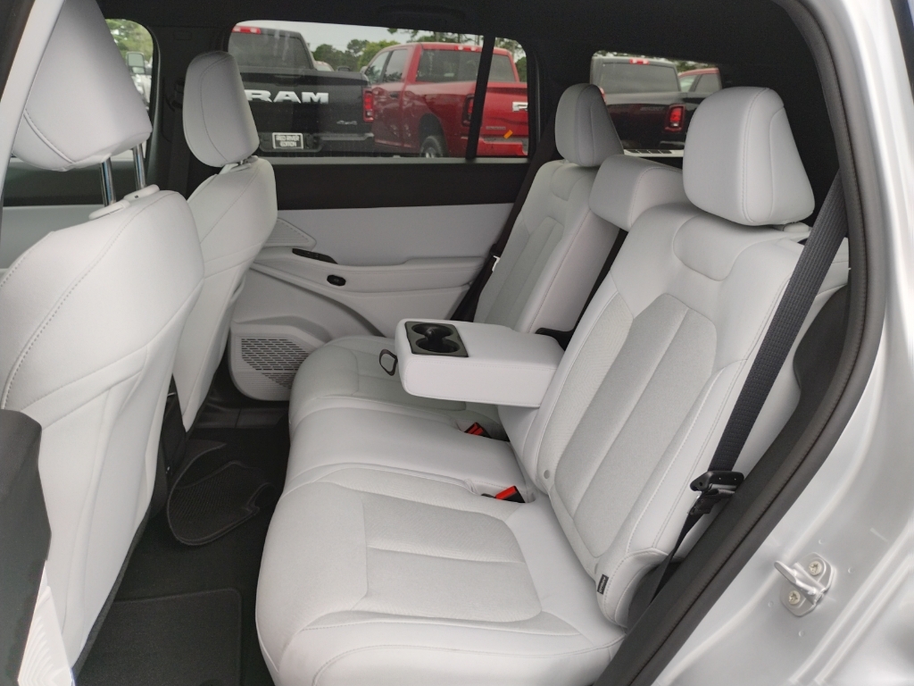 2026 Jeep Cherokee representative vehicle photo