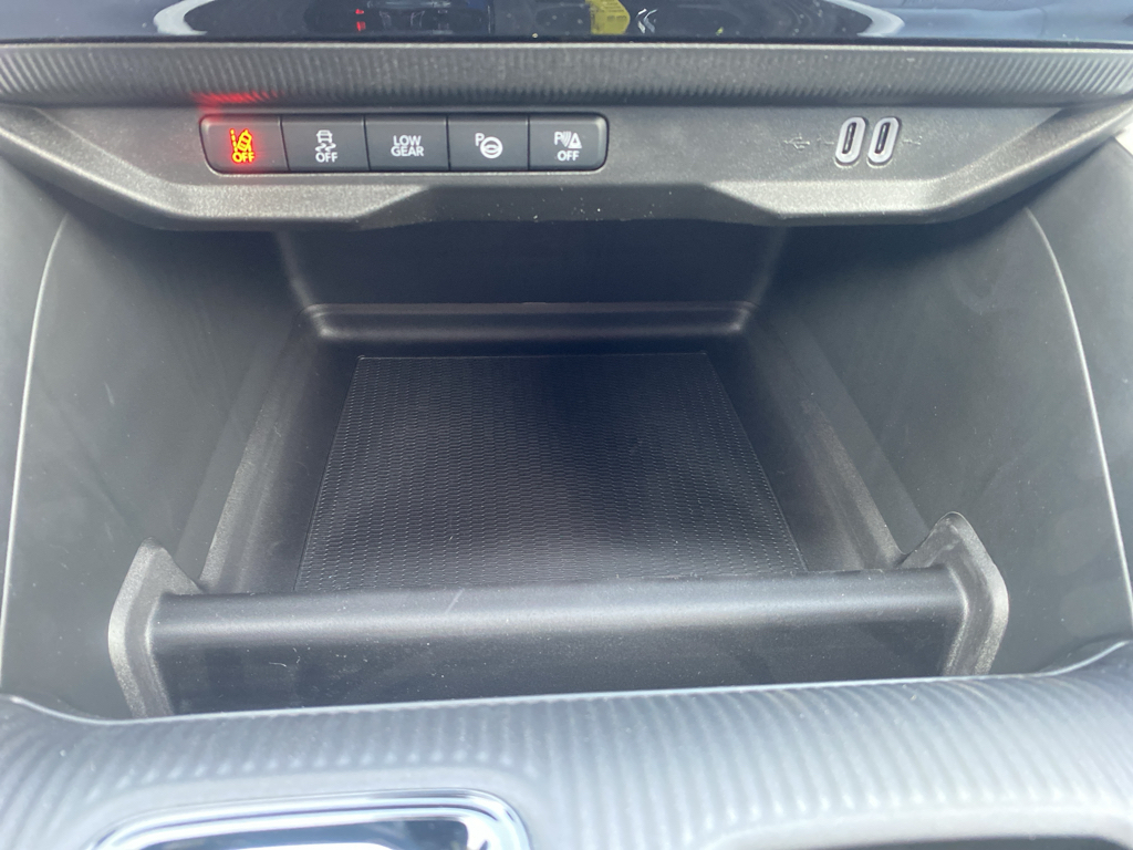 2026 Jeep Cherokee representative vehicle photo