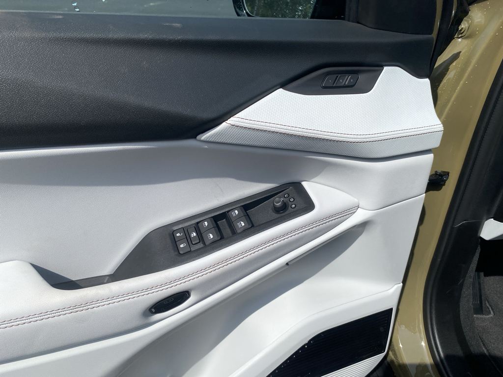 2026 Jeep Cherokee representative vehicle photo