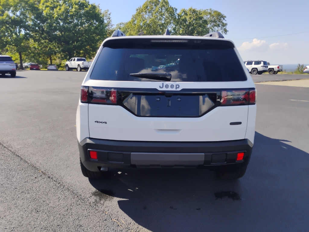 2026 Jeep Cherokee Overland photo 6