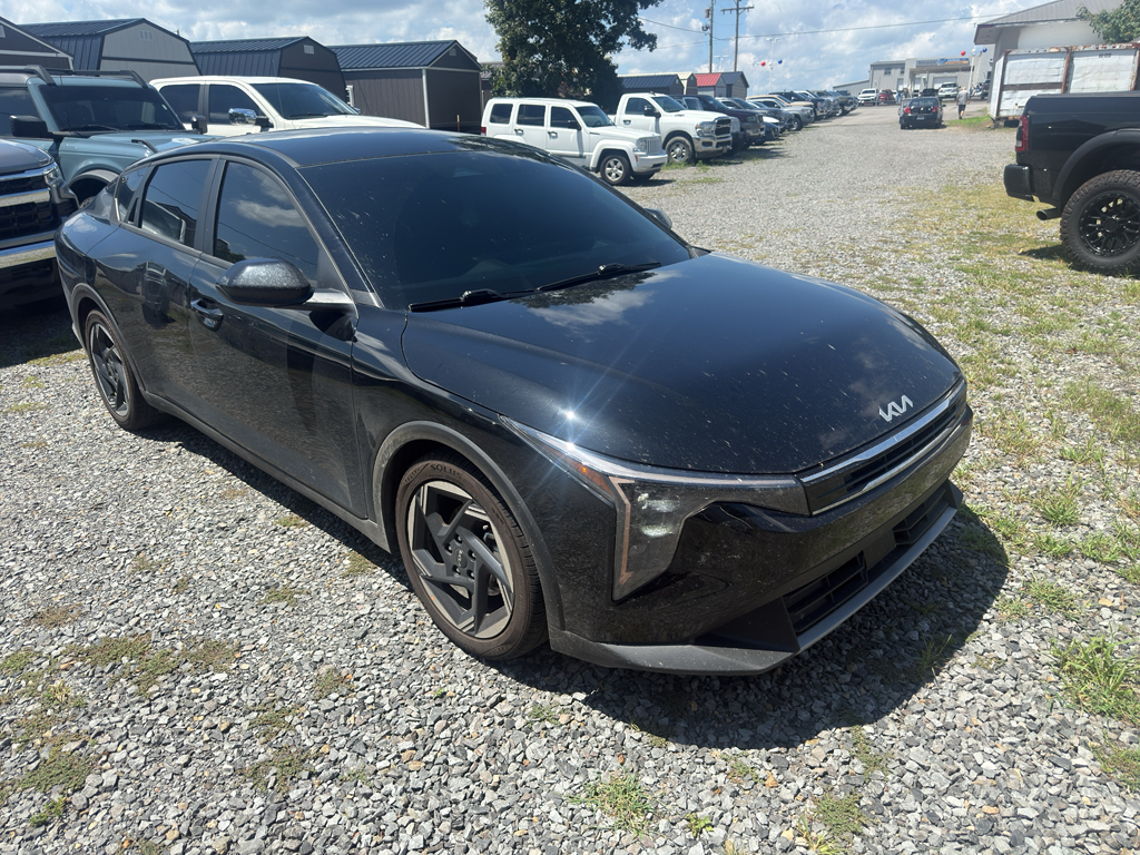2026 Kia K4 EX photo 2