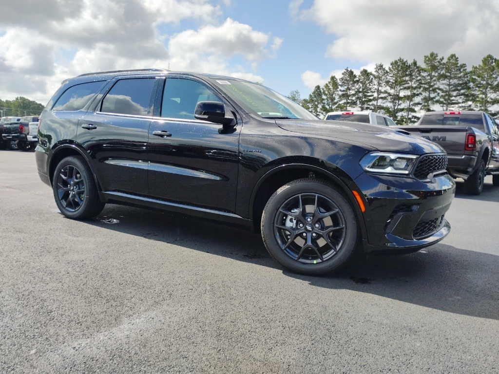 2026 Dodge Durango GT Premium HEMI V8 photo 3