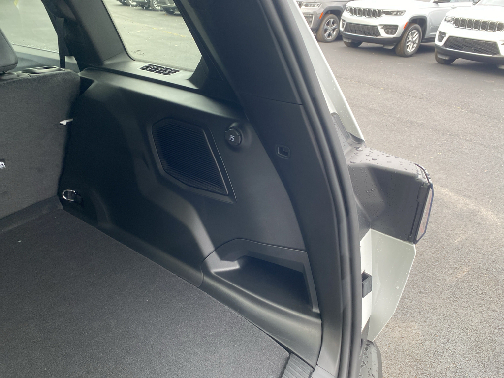 2026 Jeep Cherokee representative vehicle photo