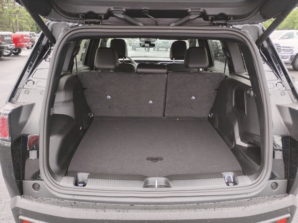 2026 Jeep Cherokee representative vehicle photo