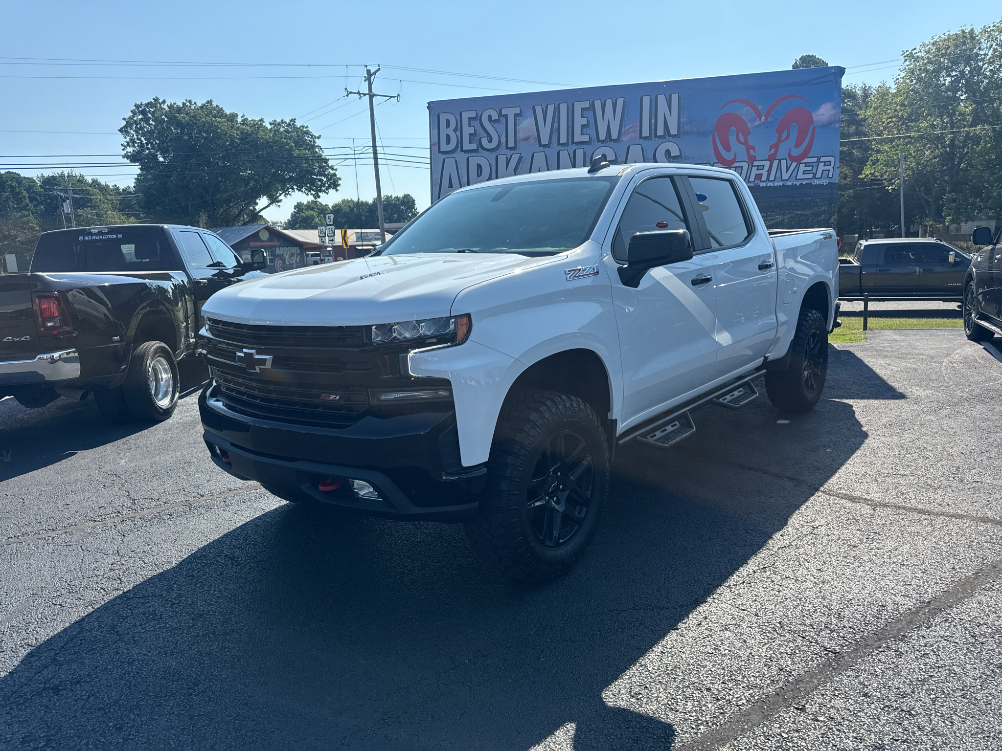 2021 Chevrolet Silverado LT Trail Boss photo 1