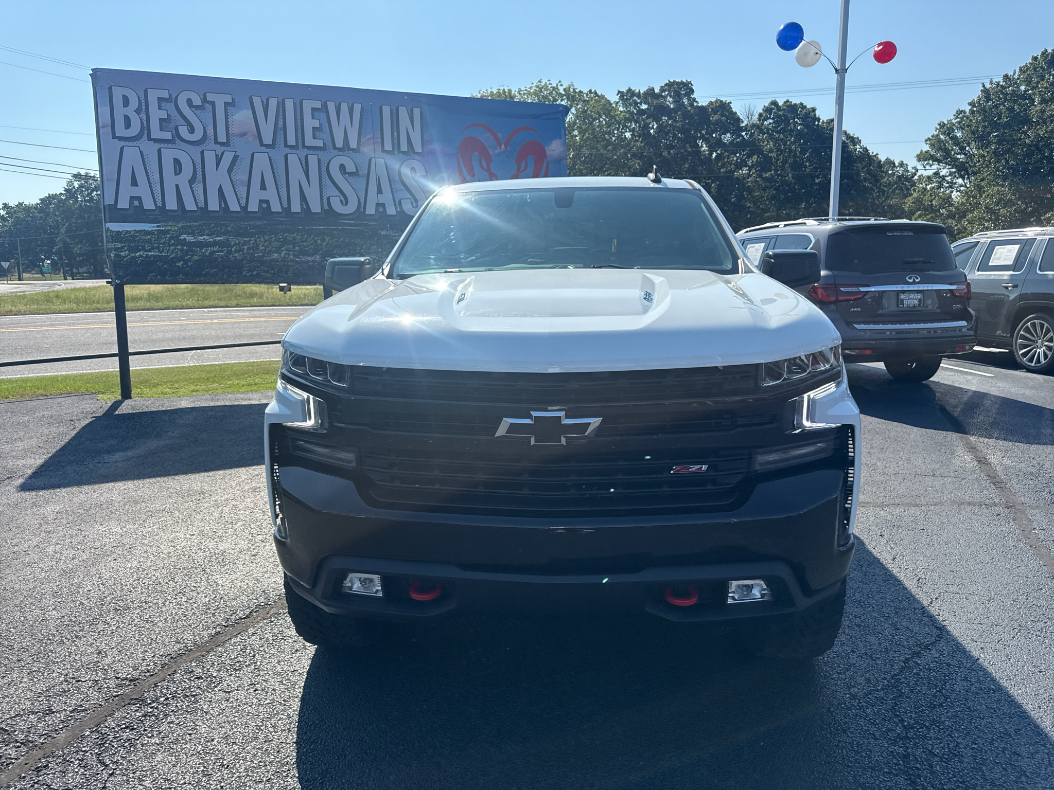 2021 Chevrolet Silverado LT Trail Boss photo 2