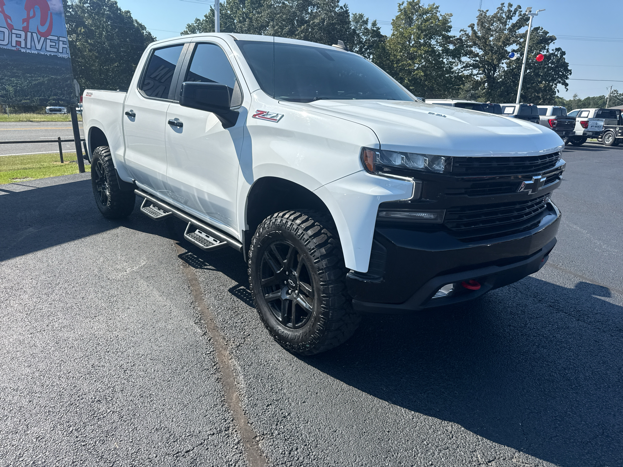 2021 Chevrolet Silverado LT Trail Boss photo 3