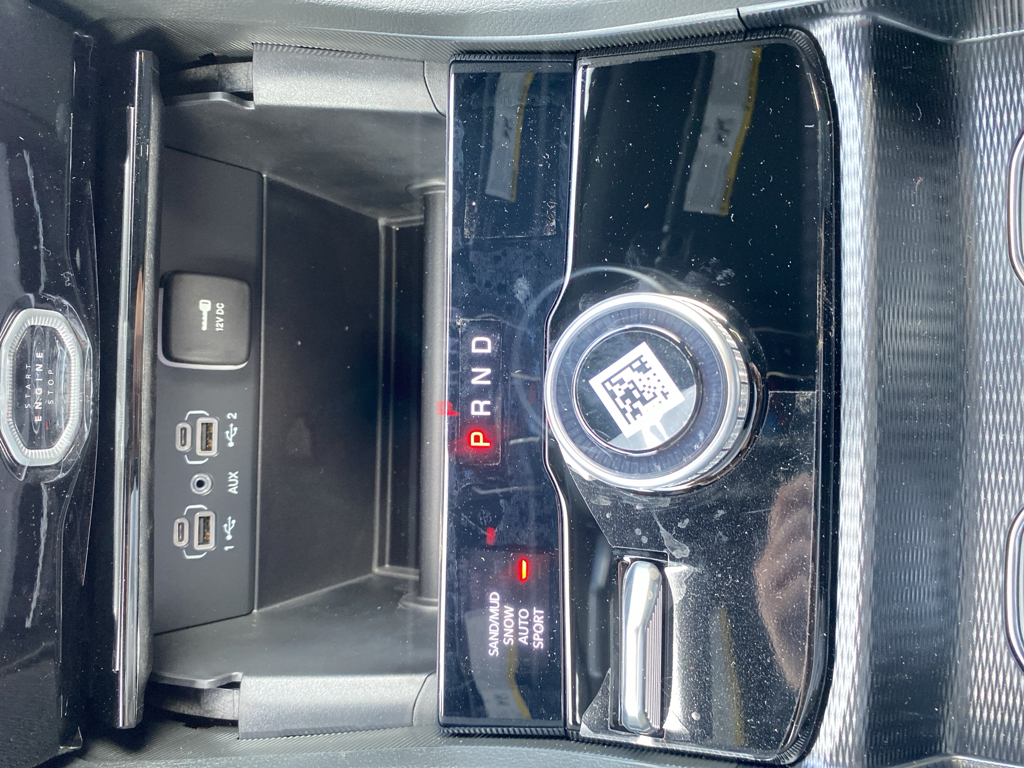 2026 Jeep Grand Cherokee representative vehicle photo