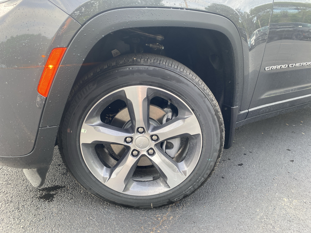 2026 Jeep Grand Cherokee representative vehicle photo