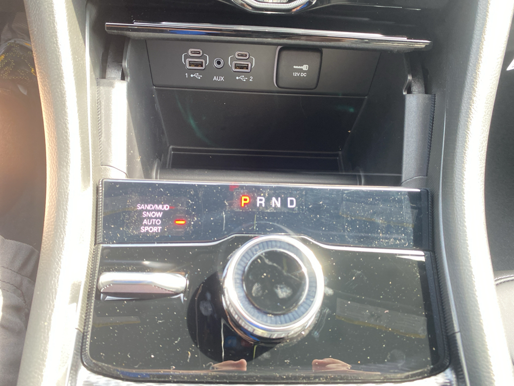 2026 Jeep Grand Cherokee representative vehicle photo
