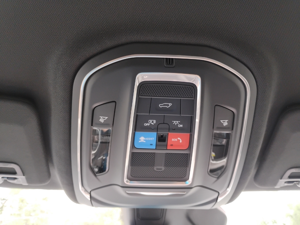 2026 Jeep Grand Cherokee representative vehicle photo