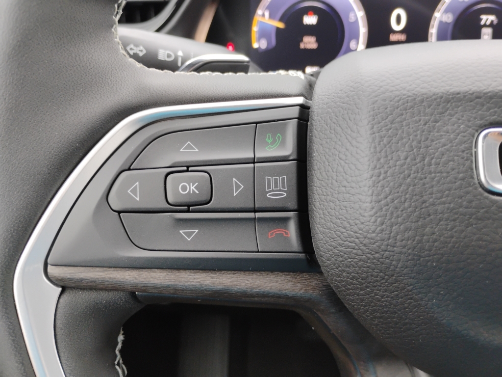 2026 Jeep Grand Cherokee representative vehicle photo