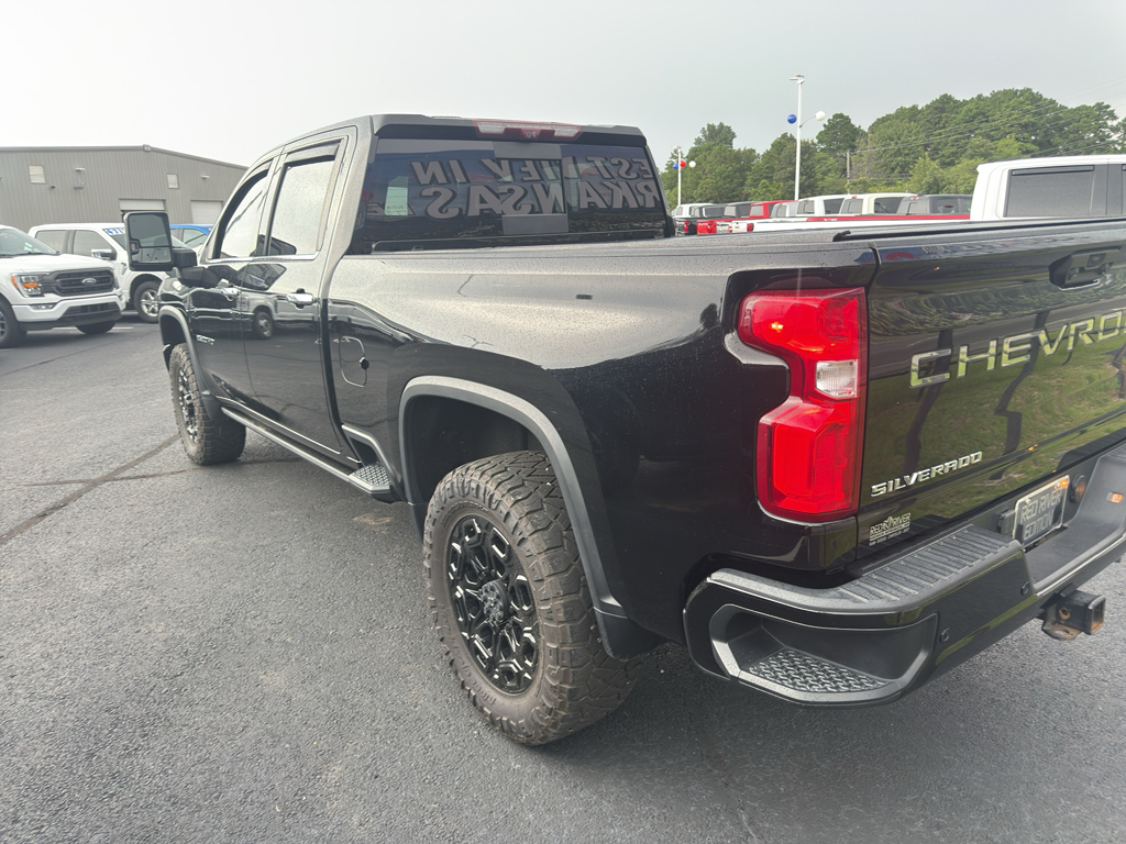 2022 Chevrolet Silverado HD representative vehicle photo