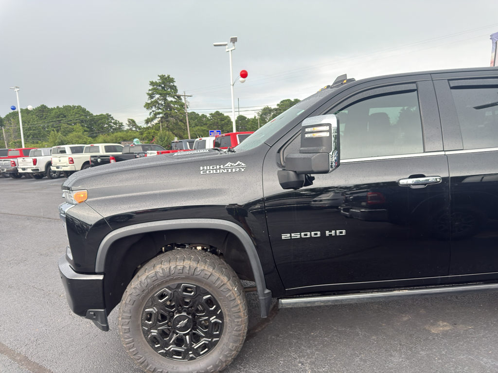 2022 Chevrolet Silverado HD representative vehicle photo
