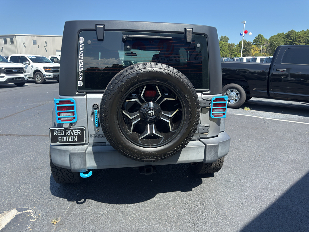 2017 Jeep Wrangler Sport photo 6