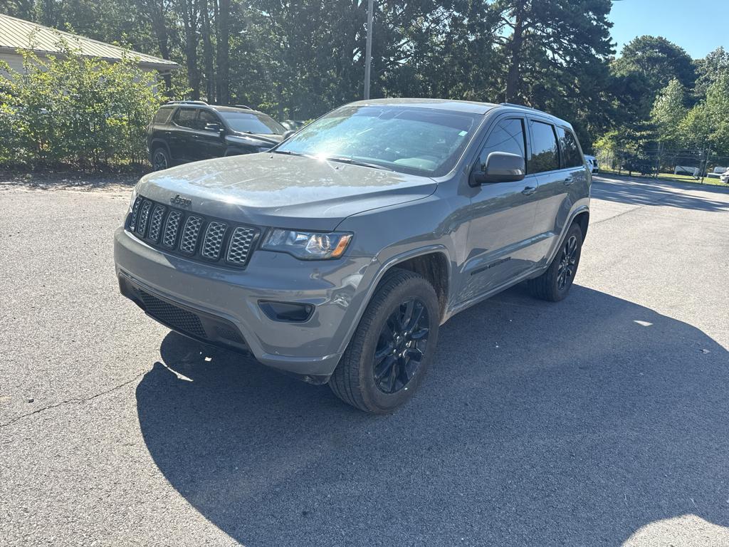 2020 Jeep Grand Cherokee Altitude photo