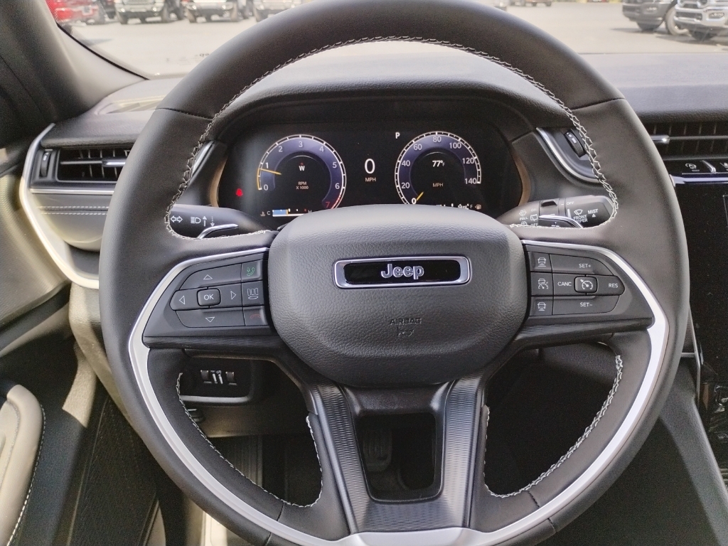 2026 Jeep Grand Cherokee representative vehicle photo