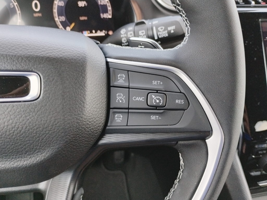 2026 Jeep Grand Cherokee representative vehicle photo
