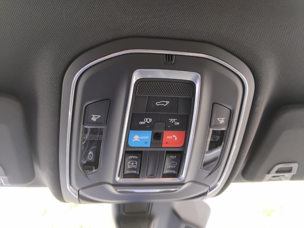 2026 Jeep Grand Cherokee representative vehicle photo