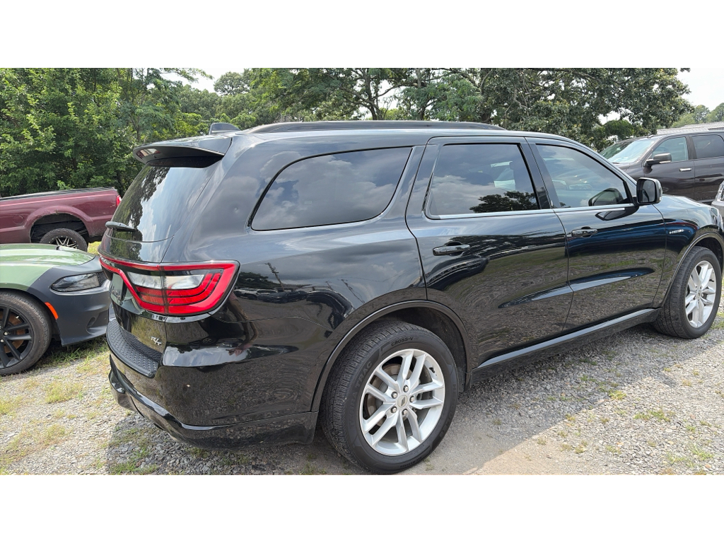 2023 Dodge Durango R/T Plus photo 3