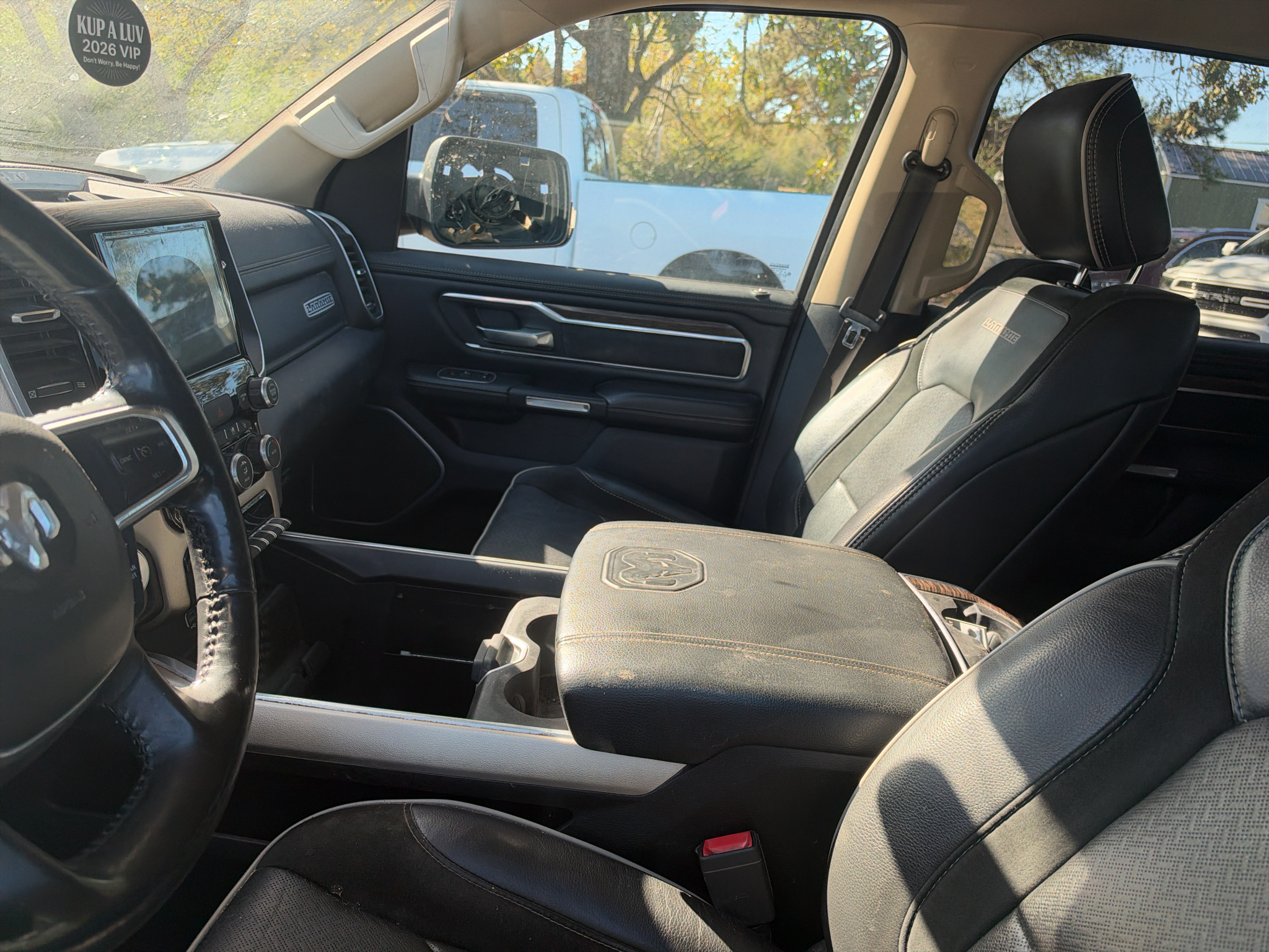 2020 Ram 1500 Laramie photo 3
