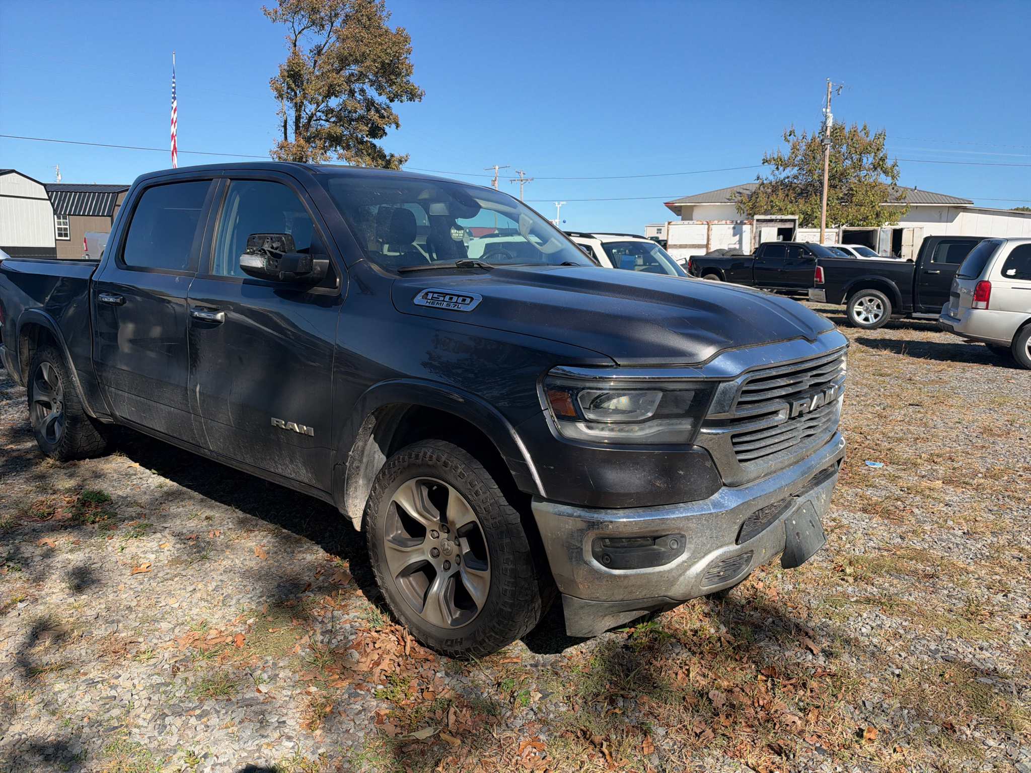 2020 Ram 1500 Laramie photo 1