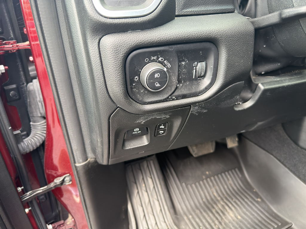 2025 Ram 1500 representative vehicle photo