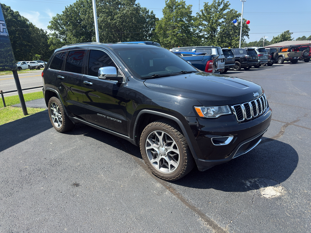 2019 Jeep Grand Cherokee representative vehicle photo