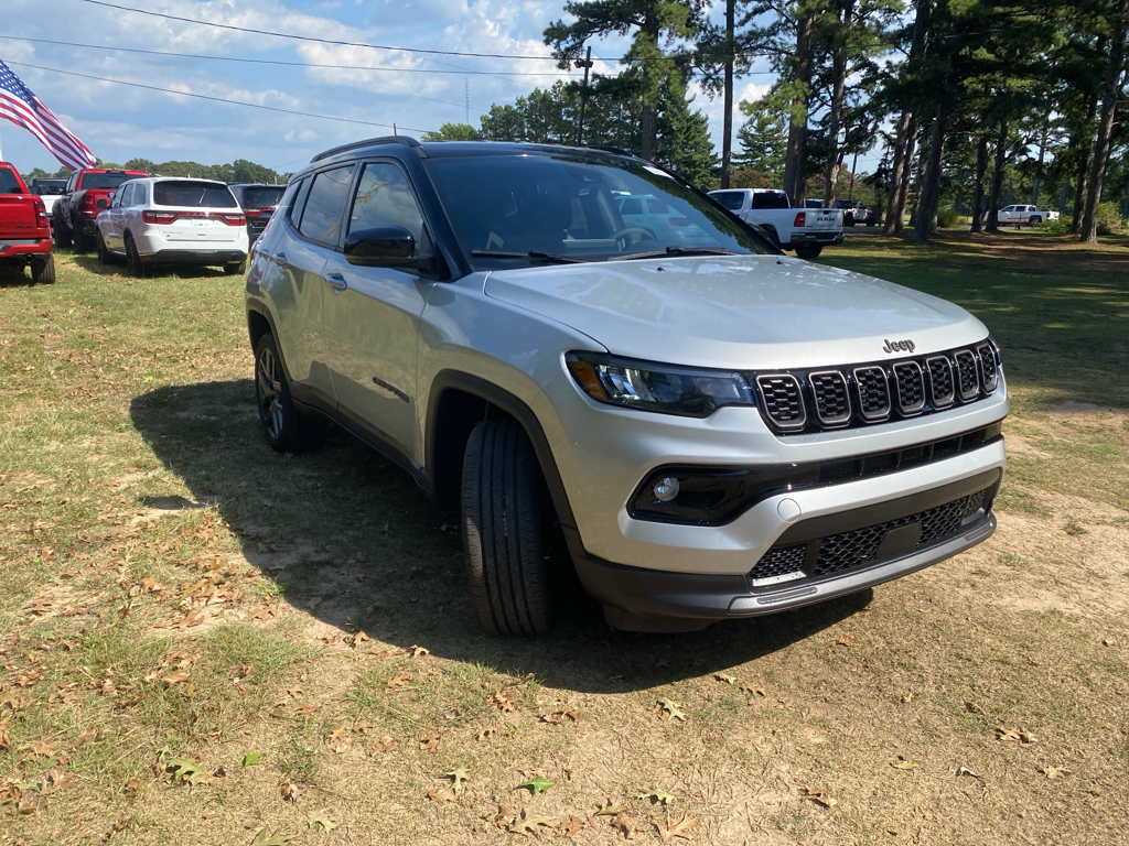 2026 Jeep Compass Limited Altitude photo 3