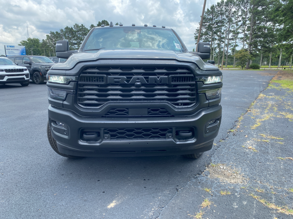 2026 Ram 3500 Tradesman photo 2