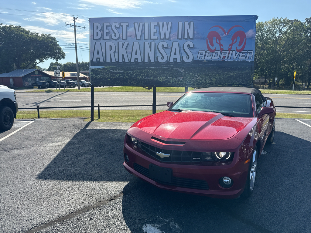 2013 Chevrolet Camaro SS photo 2