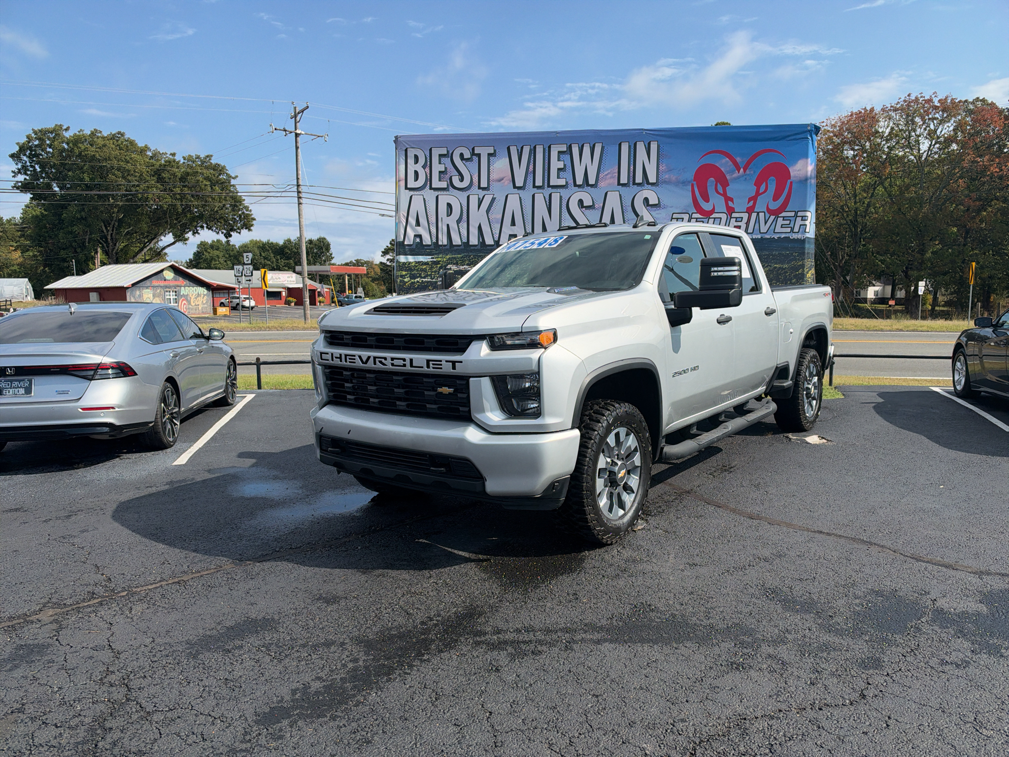 2023 Chevrolet Silverado Custom photo 1