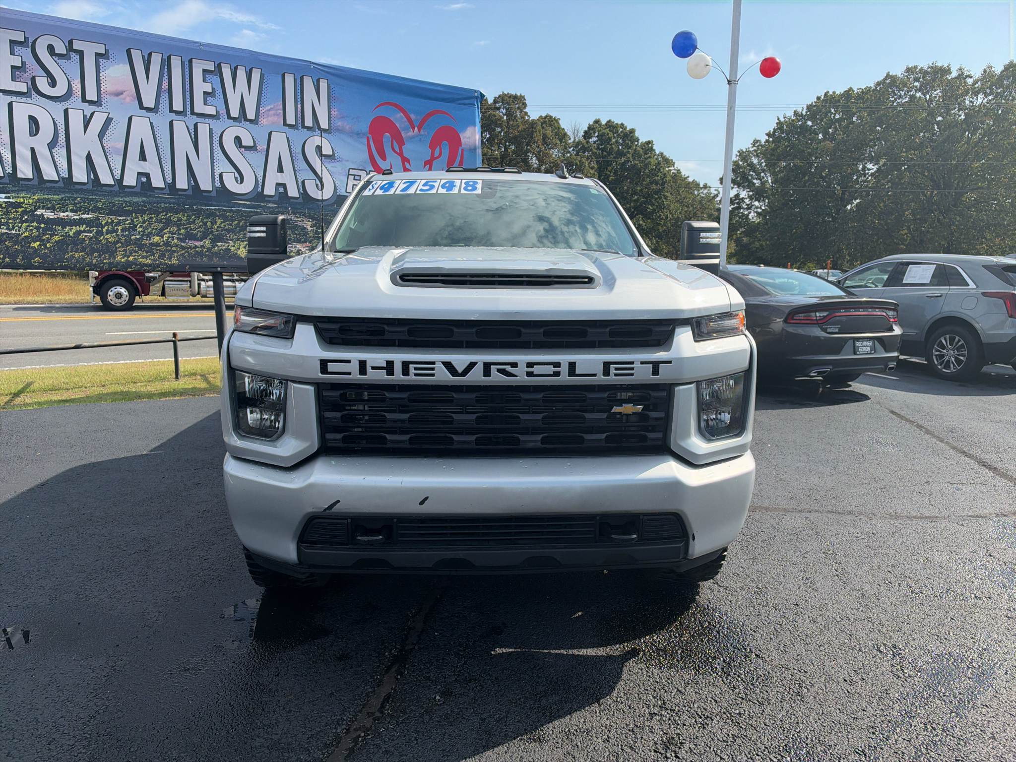 2023 Chevrolet Silverado Custom photo 2