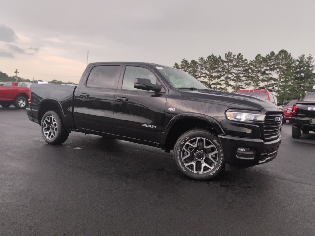 2026 Ram 1500 Laramie photo 3