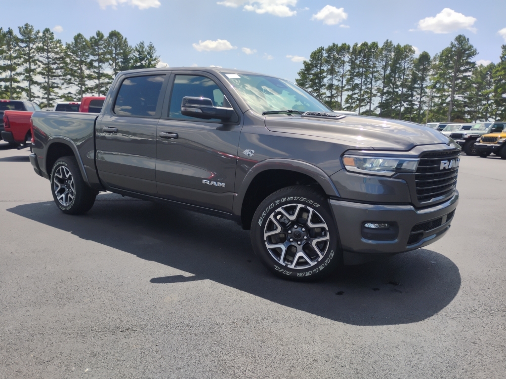 2026 Ram 1500 Laramie photo 3