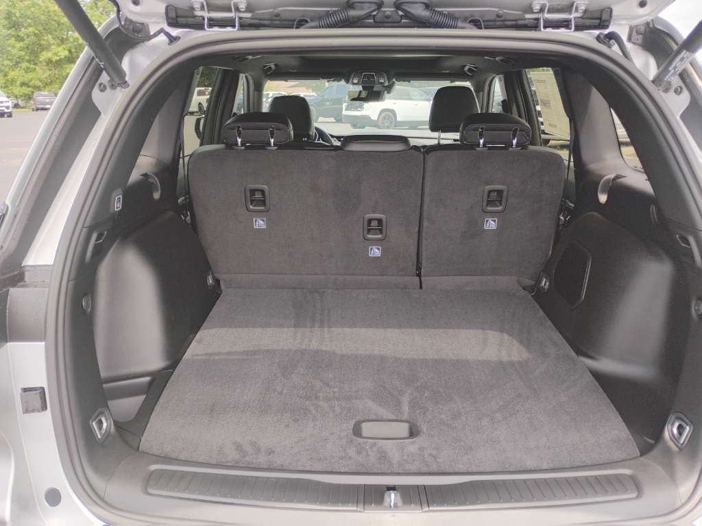 2026 Jeep Grand Cherokee representative vehicle photo