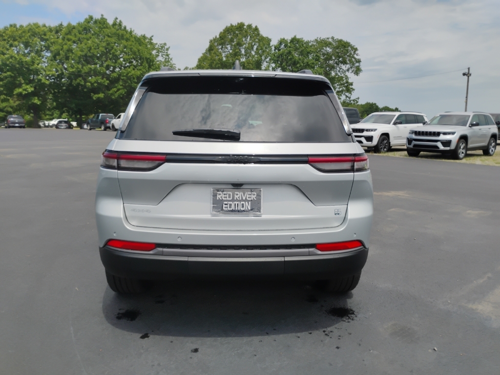 2026 Jeep Grand Cherokee representative vehicle photo