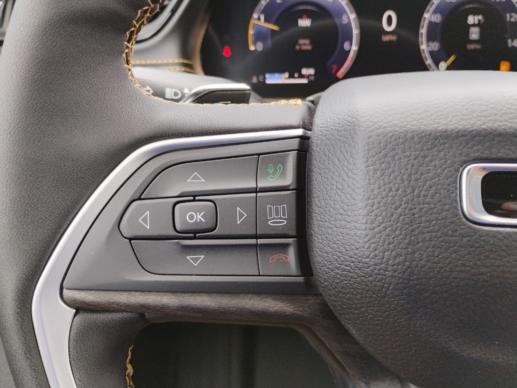 2026 Jeep Grand Cherokee representative vehicle photo