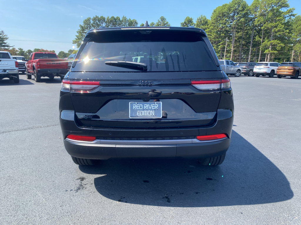 2026 Jeep Grand Cherokee 85th Anniversary Edition photo 6