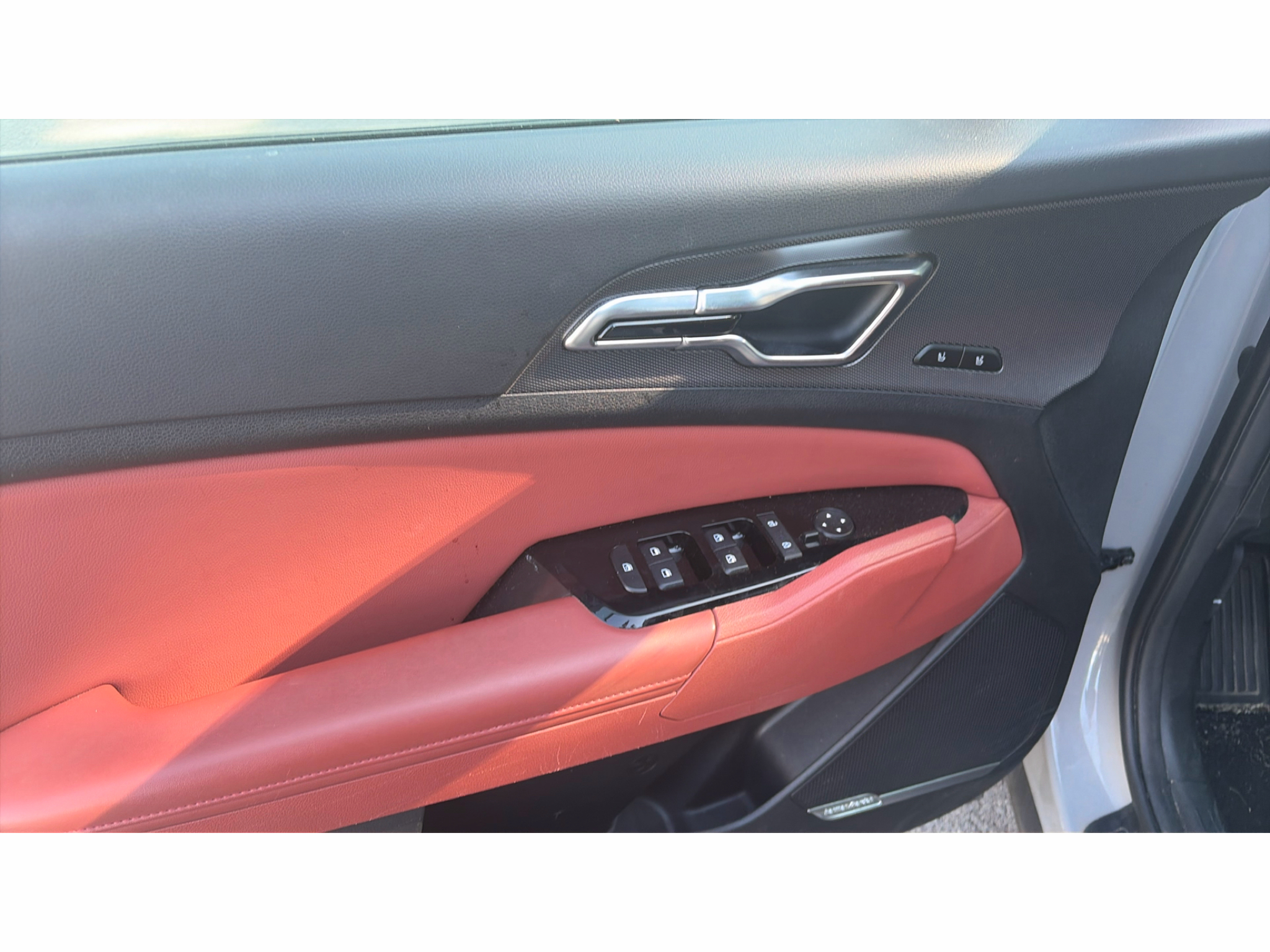 2024 Kia Sportage SX-Prestige photo 5