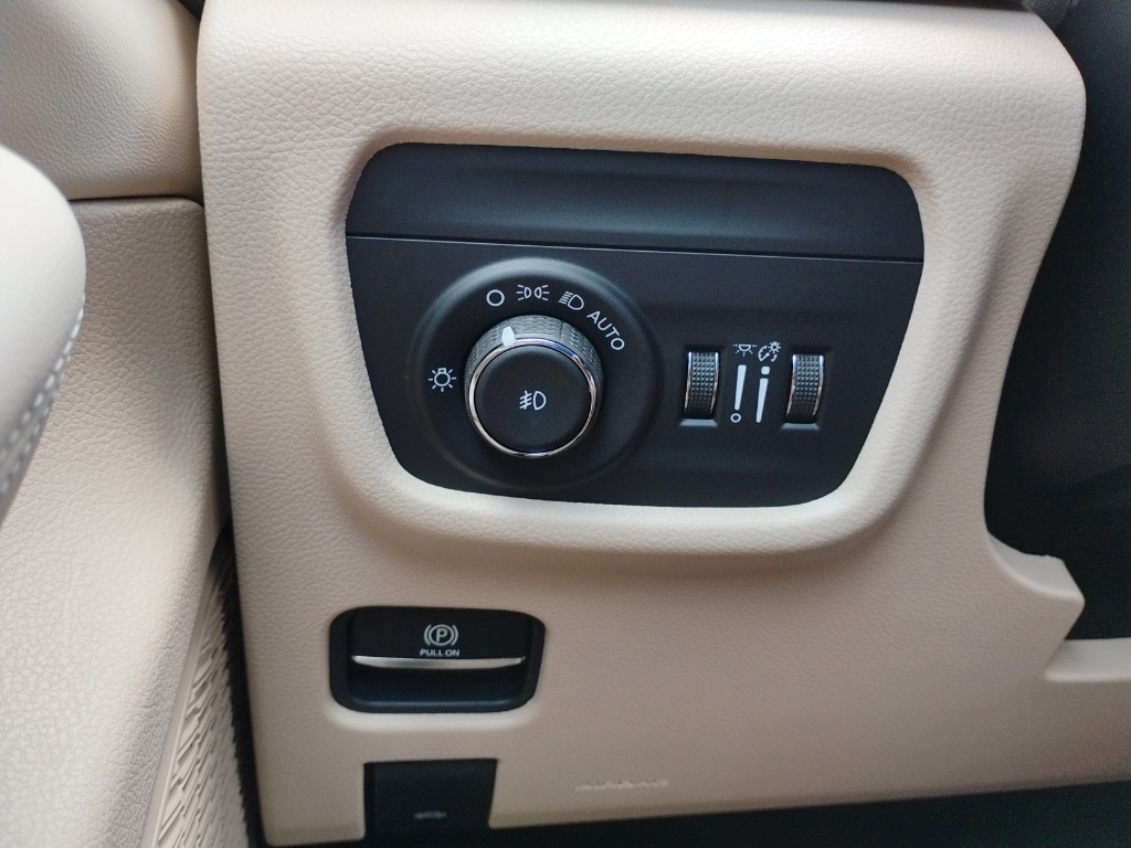 2026 Jeep Grand Cherokee representative vehicle photo