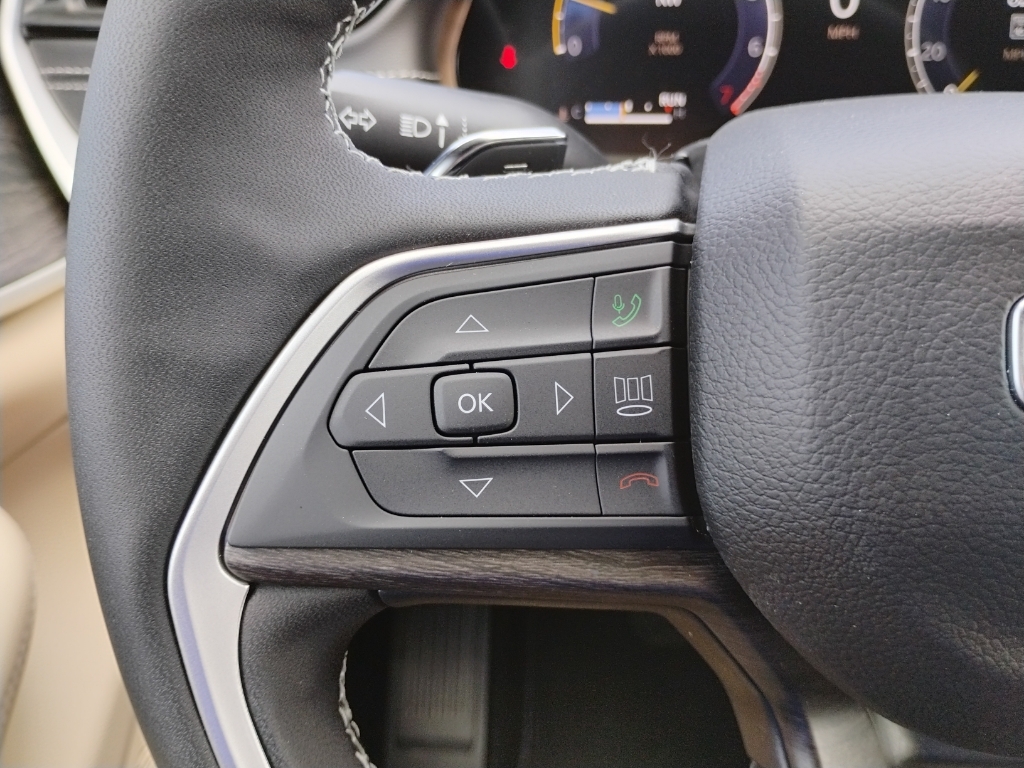 2026 Jeep Grand Cherokee representative vehicle photo